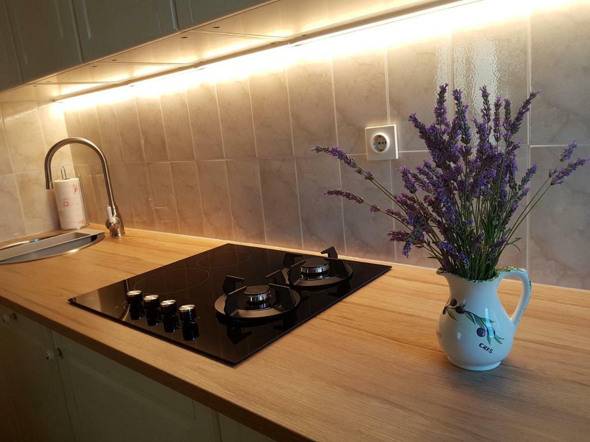 Cres View Apartments Luaran gambar